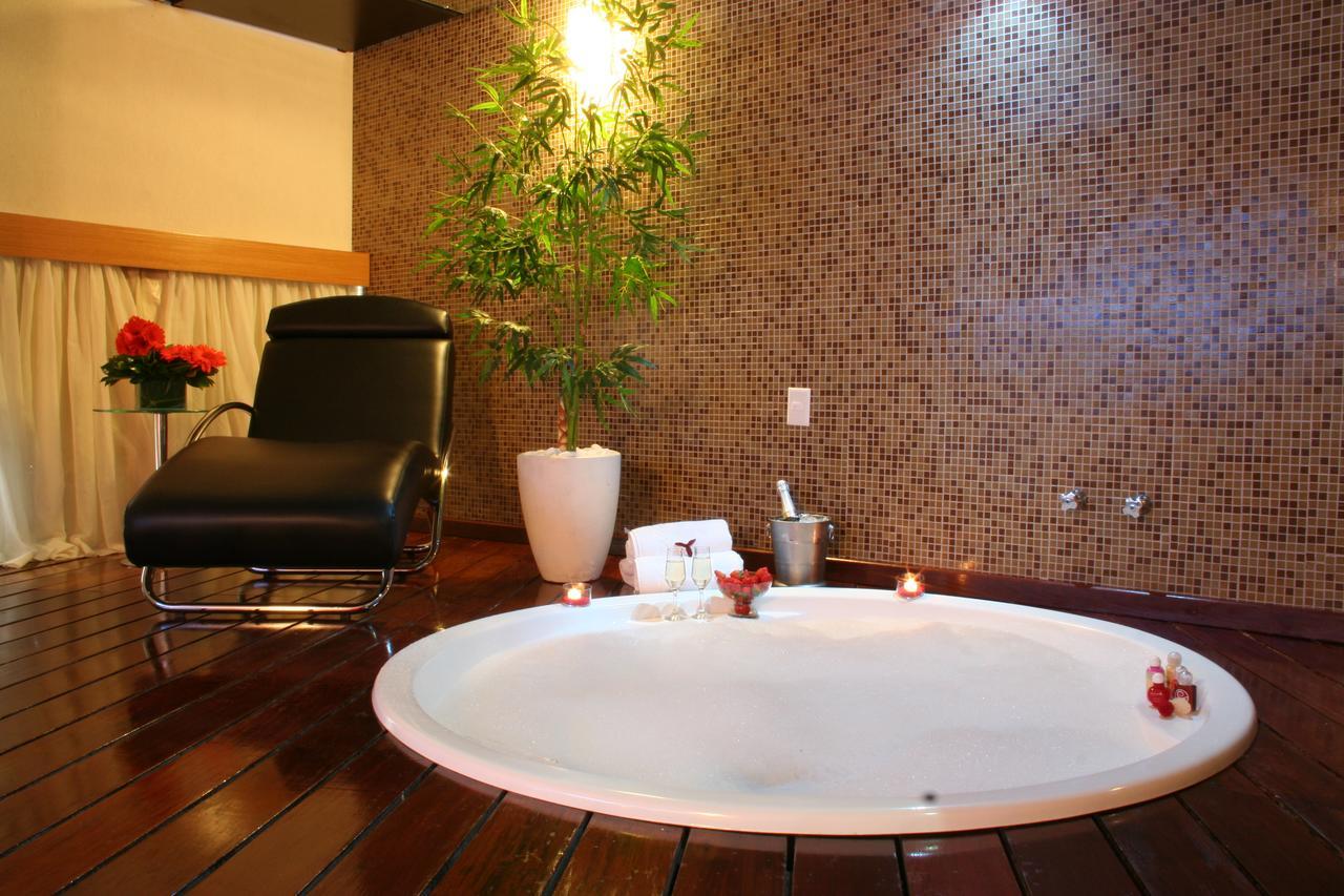Motel Chalet (Adults Only) 벨루오리존치 외부 사진